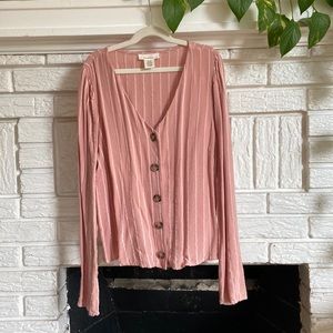 Medium. Long sleeve. Pink shirt.